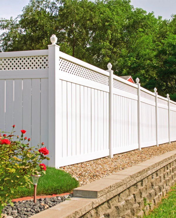 Durable fence design and installation for Maryland homeowners
